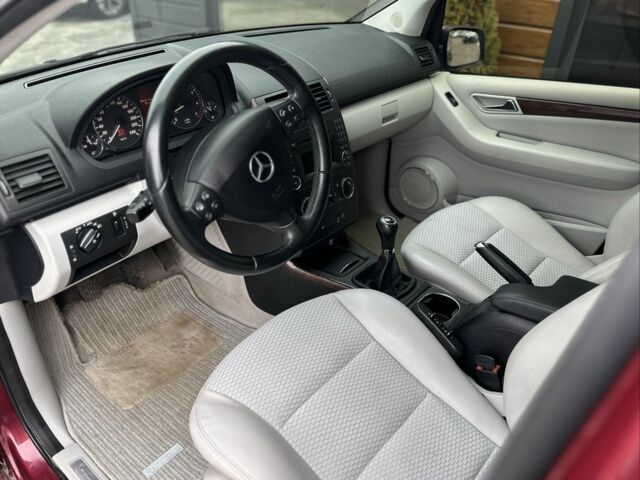 Червоний Мерседес А клас, об'ємом двигуна 1.5 л та пробігом 209 тис. км за 6250 $, фото 14 на Automoto.ua