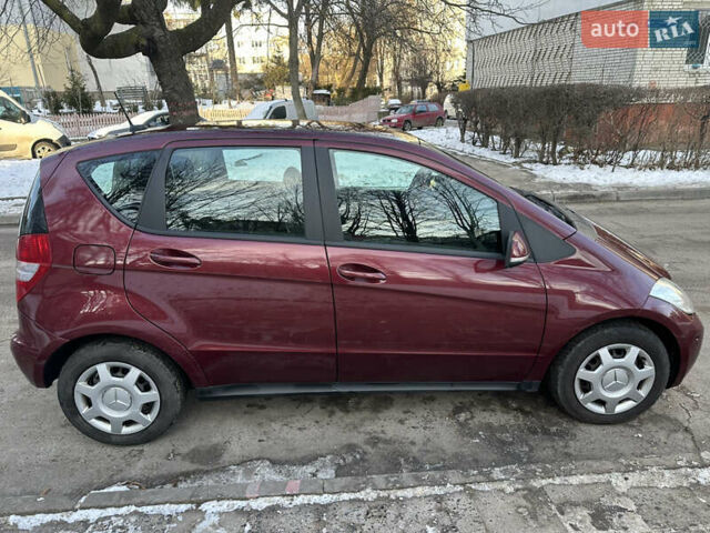Красный Мерседес А класс, объемом двигателя 1.7 л и пробегом 207 тыс. км за 6800 $, фото 5 на Automoto.ua