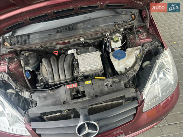 Красный Мерседес А класс, объемом двигателя 1.7 л и пробегом 204 тыс. км за 6800 $, фото 11 на Automoto.ua