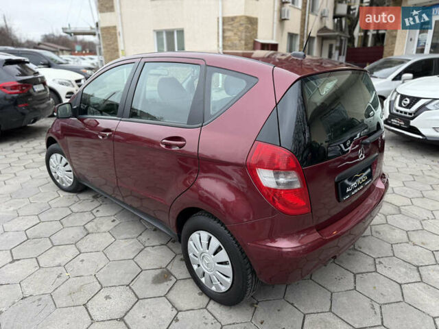 Красный Мерседес А класс, объемом двигателя 1.99 л и пробегом 300 тыс. км за 4900 $, фото 26 на Automoto.ua