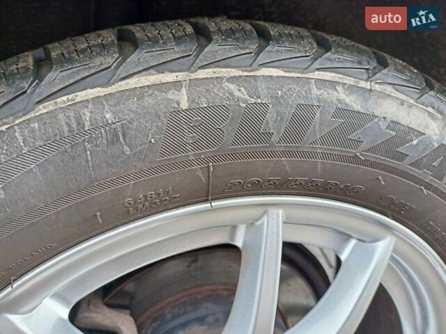 Красный Мерседес А класс, объемом двигателя 1.7 л и пробегом 155 тыс. км за 6600 $, фото 19 на Automoto.ua