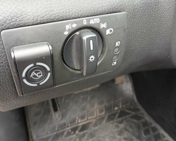 Красный Мерседес А класс, объемом двигателя 1.7 л и пробегом 155 тыс. км за 6300 $, фото 9 на Automoto.ua