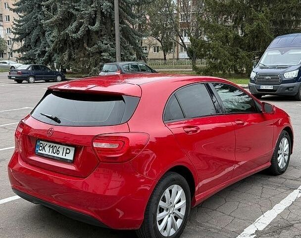 Красный Мерседес А класс, объемом двигателя 1.8 л и пробегом 105 тыс. км за 14000 $, фото 5 на Automoto.ua