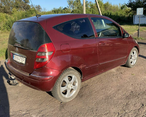 Червоний Мерседес А клас, об'ємом двигуна 1.7 л та пробігом 248 тис. км за 3300 $, фото 2 на Automoto.ua