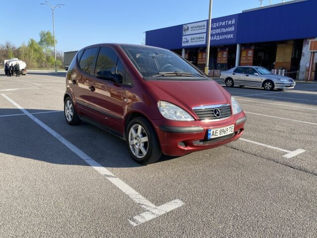 Красный Мерседес А класс, объемом двигателя 1.4 л и пробегом 188 тыс. км за 3600 $, фото 2 на Automoto.ua