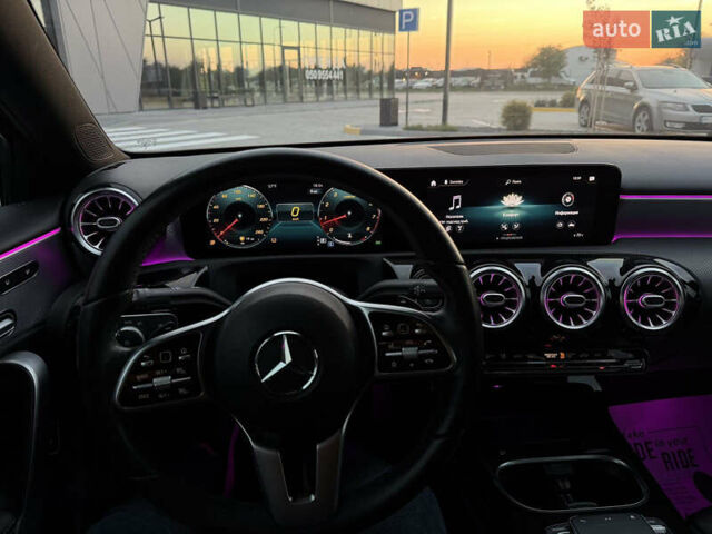 Красный Мерседес А класс, объемом двигателя 1.99 л и пробегом 57 тыс. км за 28000 $, фото 8 на Automoto.ua