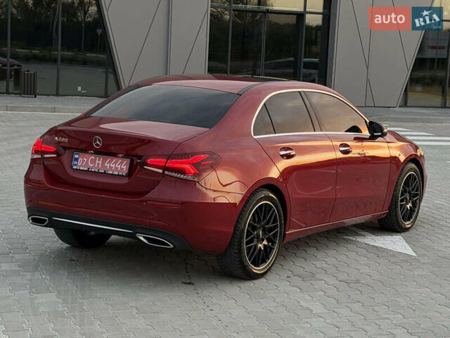 Красный Мерседес А класс, объемом двигателя 1.99 л и пробегом 57 тыс. км за 28000 $, фото 3 на Automoto.ua