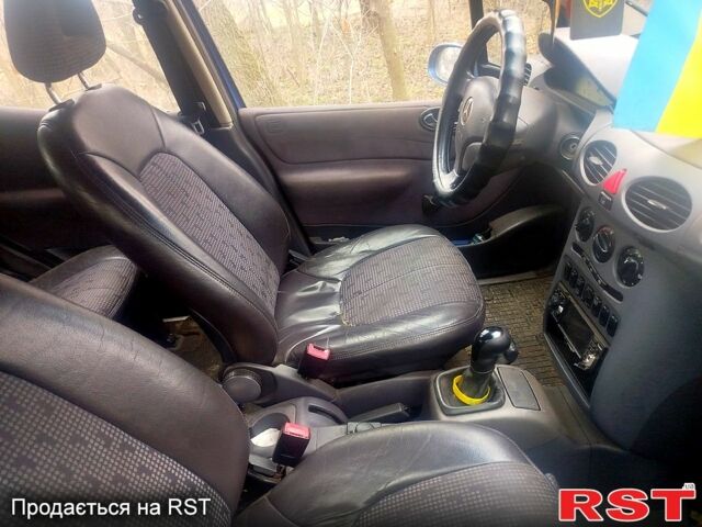 Мерседес А класс, объемом двигателя 1.6 л и пробегом 320 тыс. км за 2000 $, фото 4 на Automoto.ua