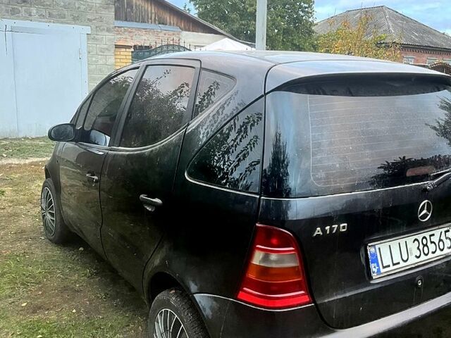 Мерседес А класс 2000 в Балаклее на Automoto.ua Мерседес А класс, объемом двигателя 1.9 л и пробегом 250 тыс. км за 1250 $, фото 4 на Automoto.ua