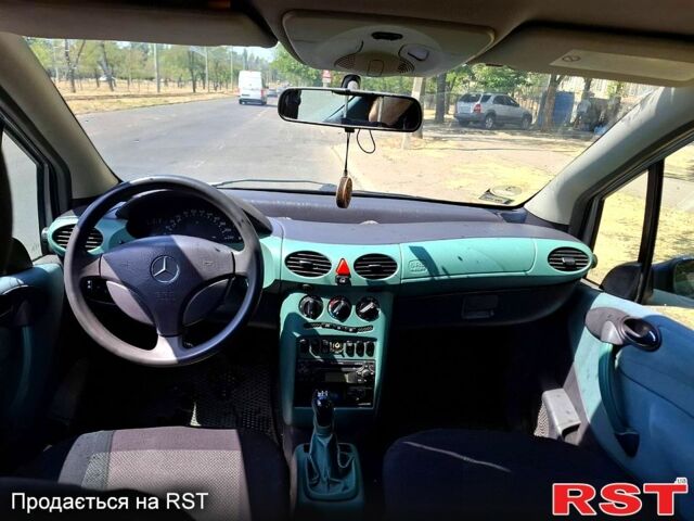 Мерседес А класс, объемом двигателя 1.7 л и пробегом 254 тыс. км за 1700 $, фото 4 на Automoto.ua