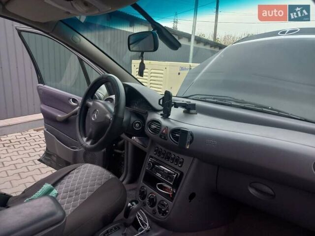 Мерседес А класс, объемом двигателя 1.6 л и пробегом 237 тыс. км за 3000 $, фото 29 на Automoto.ua
