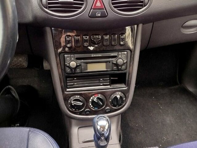 Мерседес А класс, объемом двигателя 1.7 л и пробегом 320 тыс. км за 3200 $, фото 5 на Automoto.ua