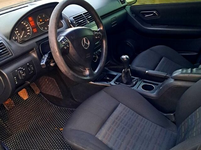 Мерседес А класс, объемом двигателя 1.9 л и пробегом 290 тыс. км за 1850 $, фото 6 на Automoto.ua