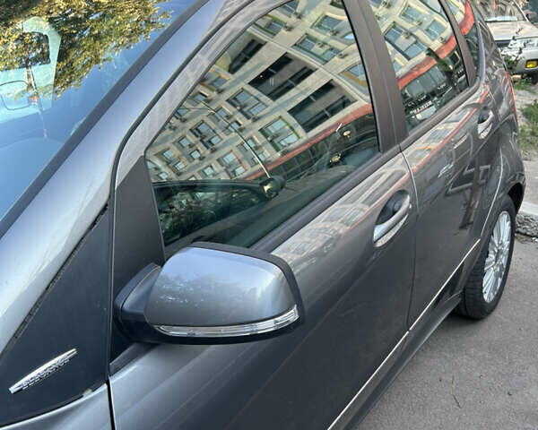 Мерседес А класс, объемом двигателя 2 л и пробегом 249 тыс. км за 5800 $, фото 3 на Automoto.ua