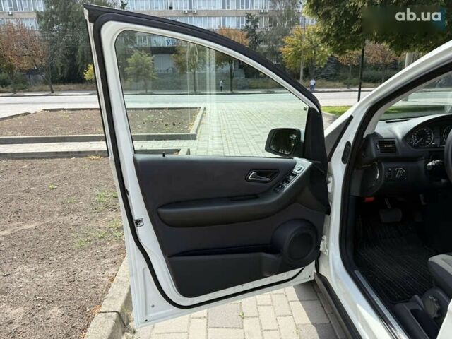 Мерседес А клас, об'ємом двигуна 1.7 л та пробігом 38 тис. км за 7900 $, фото 23 на Automoto.ua