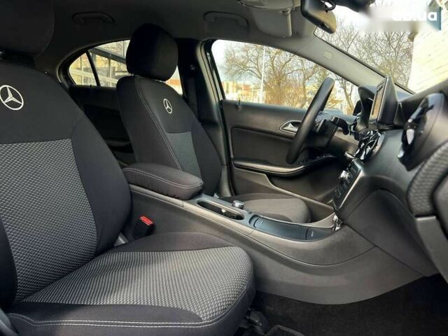 Мерседес А класс, объемом двигателя 1.8 л и пробегом 206 тыс. км за 13900 $, фото 21 на Automoto.ua