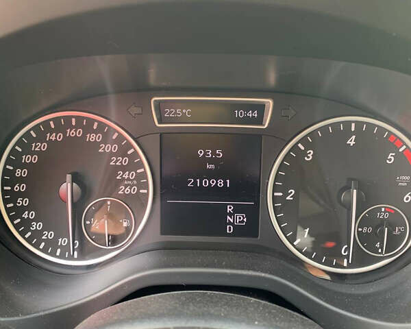 Мерседес А клас, об'ємом двигуна 1.8 л та пробігом 210 тис. км за 14500 $, фото 8 на Automoto.ua
