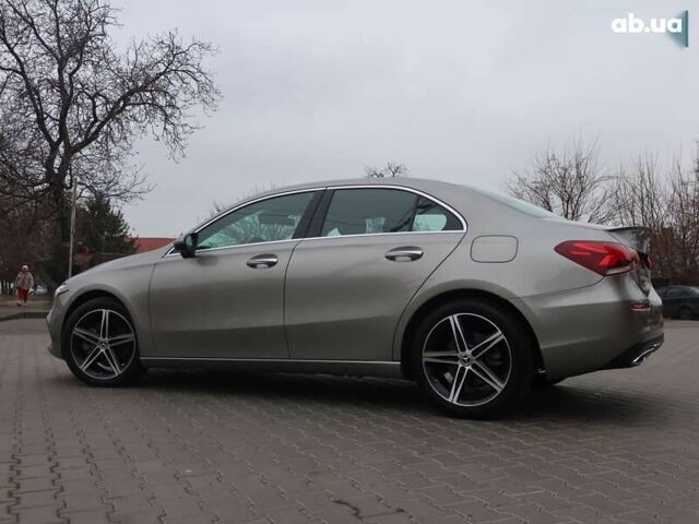 Мерседес А класс, объемом двигателя 2 л и пробегом 77 тыс. км за 26000 $, фото 3 на Automoto.ua