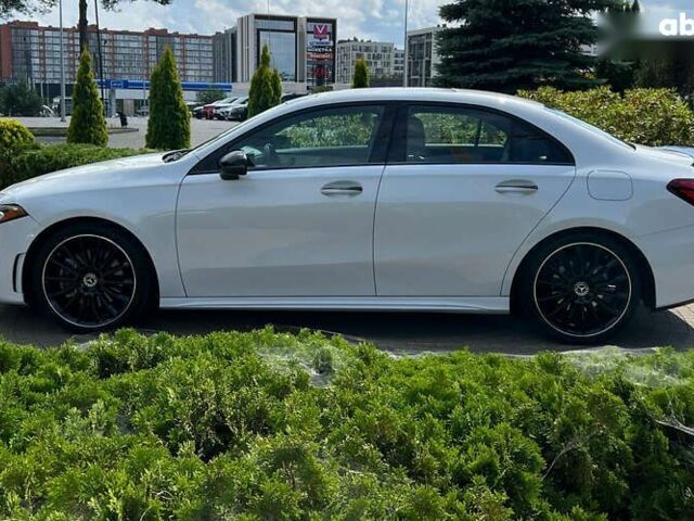 Мерседес А класс, объемом двигателя 2 л и пробегом 34 тыс. км за 30750 $, фото 3 на Automoto.ua
