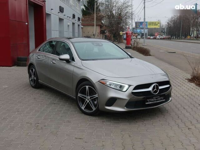 Мерседес А класс, объемом двигателя 2 л и пробегом 77 тыс. км за 26000 $, фото 2 на Automoto.ua