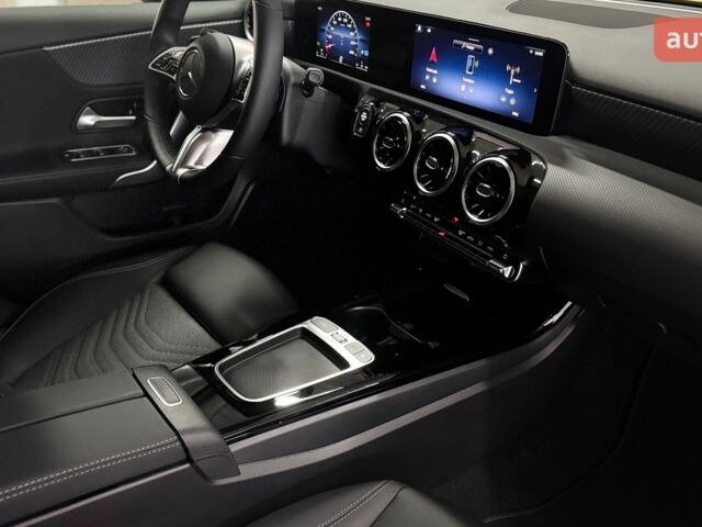 купить новое авто Мерседес А класс 2023 года от официального дилера ТОВ «Автомобильний Дім Укравто Україна-Мерседес Бенц» Мерседес фото