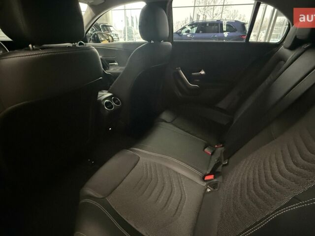 купить новое авто Мерседес А класс 2023 года от официального дилера ТОВ «Автомобильний Дім Укравто Україна-Мерседес Бенц» Мерседес фото