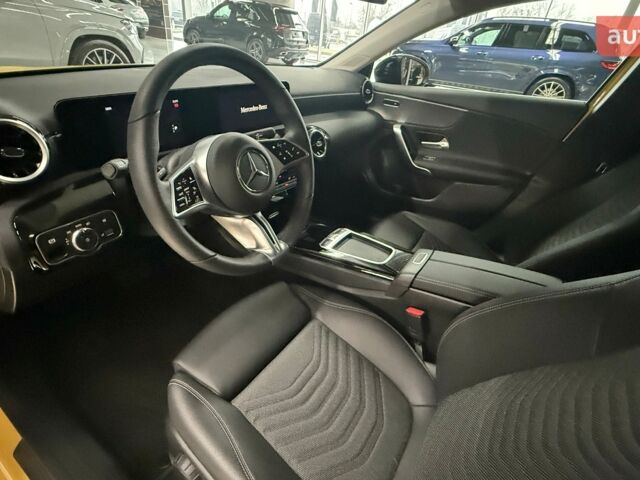 купить новое авто Мерседес А класс 2023 года от официального дилера ТОВ «Автомобильний Дім Укравто Україна-Мерседес Бенц» Мерседес фото