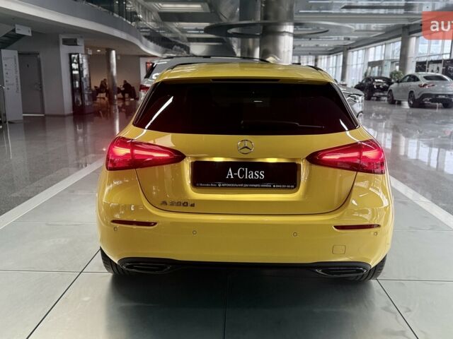 купить новое авто Мерседес А класс 2023 года от официального дилера ТОВ «Автомобильний Дім Укравто Україна-Мерседес Бенц» Мерседес фото