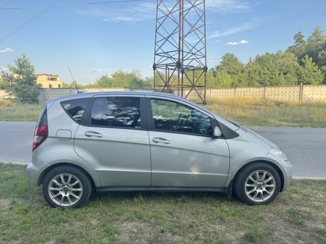 Сірий Мерседес А клас, об'ємом двигуна 1.7 л та пробігом 63 тис. км за 8507 $, фото 2 на Automoto.ua