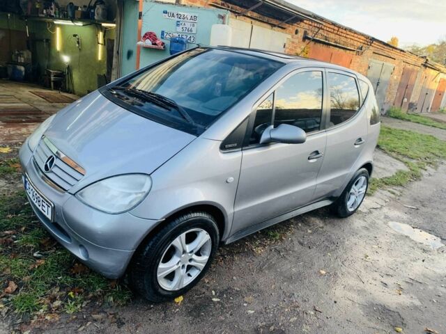 Мерседес А клас 1997 у Чернігові на Automoto.ua Сірий Мерседес А клас, об'ємом двигуна 1.6 л та пробігом 297 тис. км за 2750 $, фото 1 на Automoto.ua