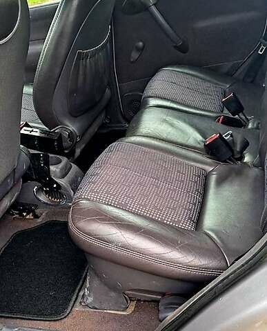 Мерседес А класс 1998 в Ровно на Automoto.ua Серый Мерседес А класс, объемом двигателя 1.4 л и пробегом 322 тыс. км за 2300 $, фото 2 на Automoto.ua