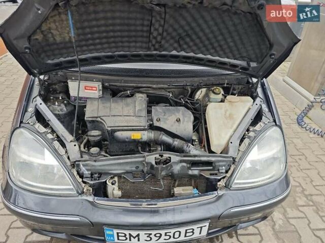 Серый Мерседес А класс, объемом двигателя 1.4 л и пробегом 250 тыс. км за 3500 $, фото 6 на Automoto.ua