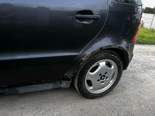 Сірий Мерседес А клас, об'ємом двигуна 1.6 л та пробігом 316 тис. км за 2000 $, фото 4 на Automoto.ua