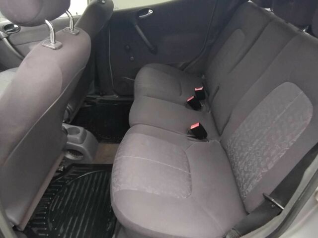 Сірий Мерседес А клас, об'ємом двигуна 1.4 л та пробігом 304 тис. км за 900 $, фото 10 на Automoto.ua