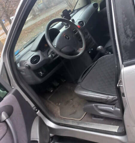 Сірий Мерседес А клас, об'ємом двигуна 1.6 л та пробігом 242 тис. км за 2800 $, фото 7 на Automoto.ua