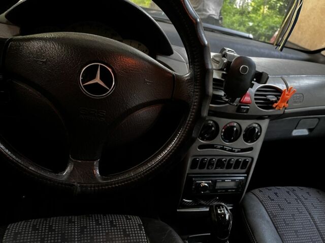 Сірий Мерседес А клас, об'ємом двигуна 1.6 л та пробігом 316 тис. км за 2000 $, фото 6 на Automoto.ua