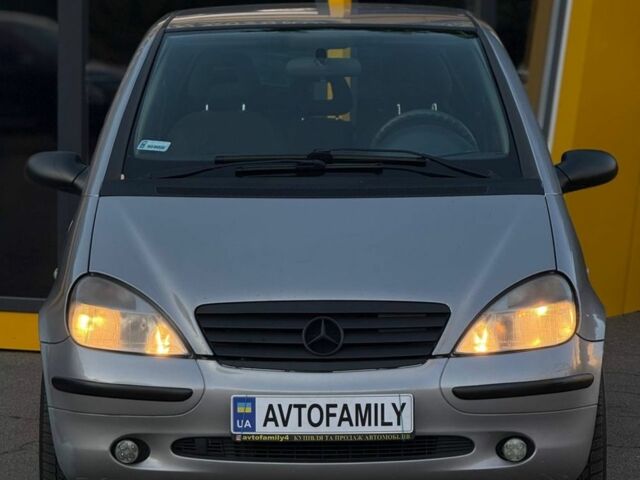 Серый Мерседес А класс, объемом двигателя 1.6 л и пробегом 260 тыс. км за 2300 $, фото 1 на Automoto.ua