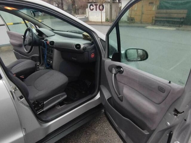 Сірий Мерседес А клас, об'ємом двигуна 1.4 л та пробігом 304 тис. км за 900 $, фото 9 на Automoto.ua