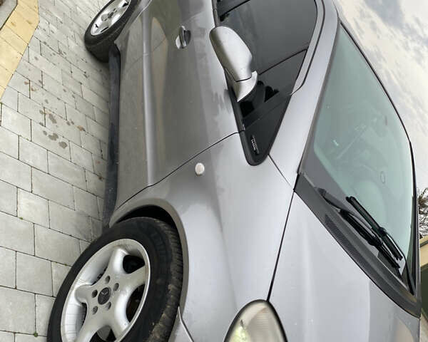 Серый Мерседес А класс, объемом двигателя 1.6 л и пробегом 195 тыс. км за 3000 $, фото 4 на Automoto.ua