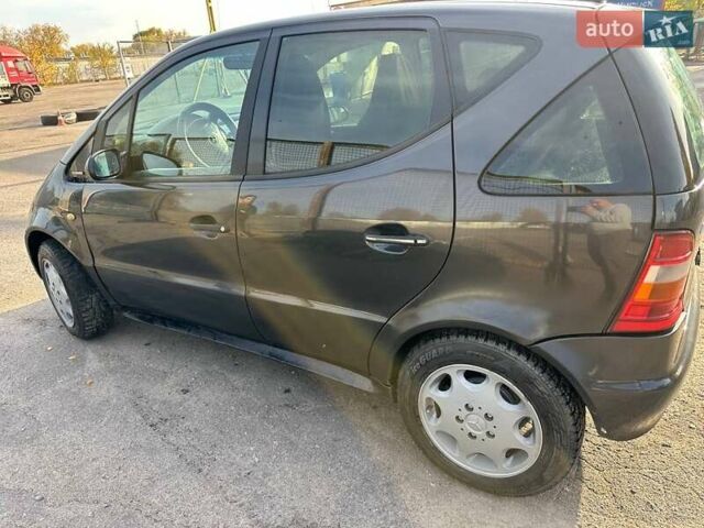 Сірий Мерседес А клас, об'ємом двигуна 1.4 л та пробігом 280 тис. км за 2500 $, фото 3 на Automoto.ua