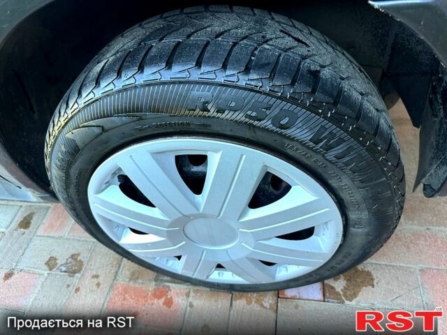 Сірий Мерседес А клас, об'ємом двигуна 1.4 л та пробігом 290 тис. км за 2600 $, фото 7 на Automoto.ua