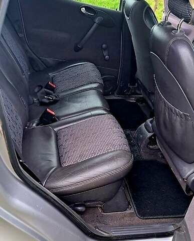 Мерседес А класс 1998 в Ровно на Automoto.ua Серый Мерседес А класс, объемом двигателя 1.4 л и пробегом 322 тыс. км за 2300 $, фото 1 на Automoto.ua