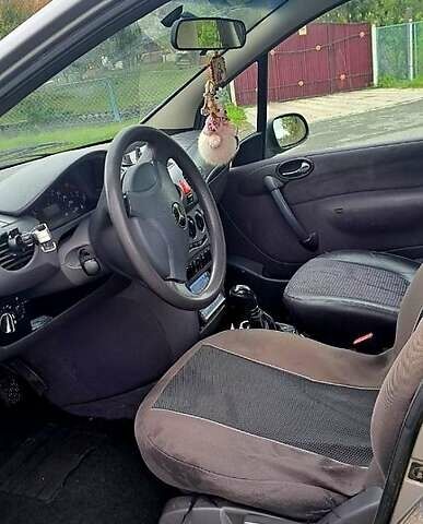 Мерседес А класс 1998 в Ровно на Automoto.ua Серый Мерседес А класс, объемом двигателя 1.4 л и пробегом 322 тыс. км за 2300 $, фото 3 на Automoto.ua