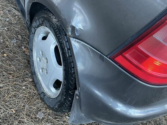 Серый Мерседес А класс, объемом двигателя 1.6 л и пробегом 266 тыс. км за 2300 $, фото 6 на Automoto.ua