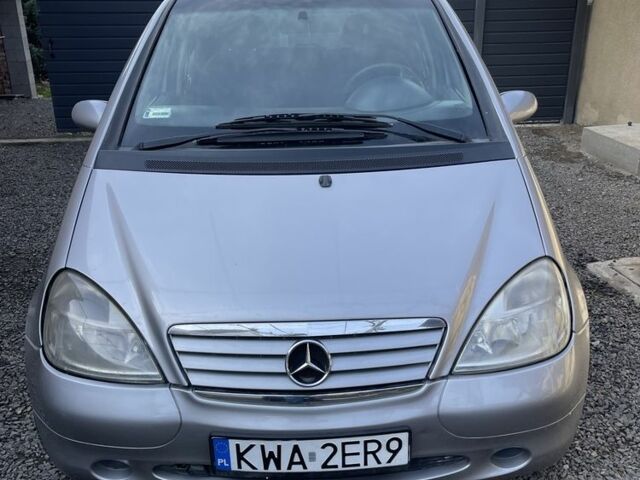 Серый Мерседес А класс, объемом двигателя 1.7 л и пробегом 3 тыс. км за 1000 $, фото 1 на Automoto.ua