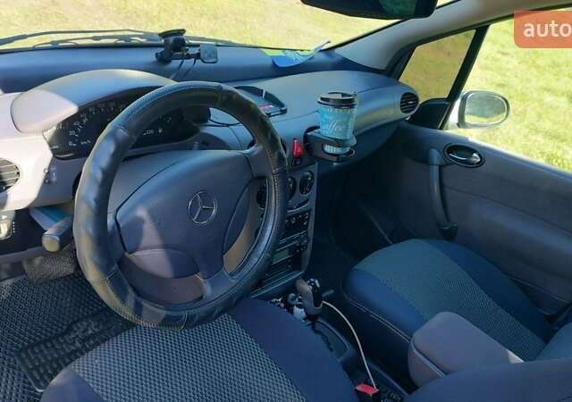 Серый Мерседес А класс, объемом двигателя 1.9 л и пробегом 230 тыс. км за 4050 $, фото 6 на Automoto.ua