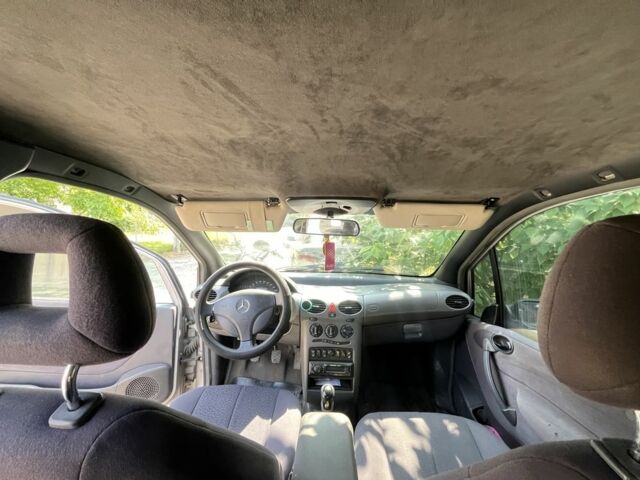 Сірий Мерседес А клас, об'ємом двигуна 1.6 л та пробігом 371 тис. км за 850 $, фото 6 на Automoto.ua