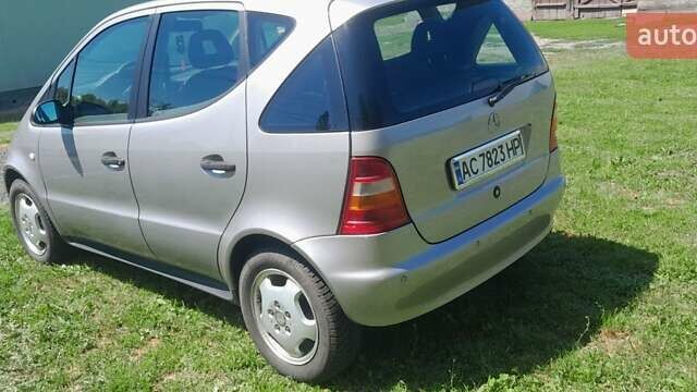 Сірий Мерседес А клас, об'ємом двигуна 1.7 л та пробігом 90 тис. км за 3900 $, фото 3 на Automoto.ua