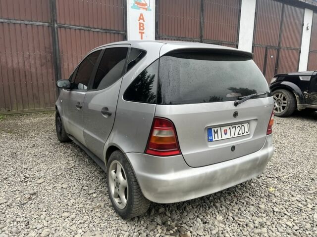 Сірий Мерседес А клас, об'ємом двигуна 1.6 л та пробігом 371 тис. км за 850 $, фото 2 на Automoto.ua