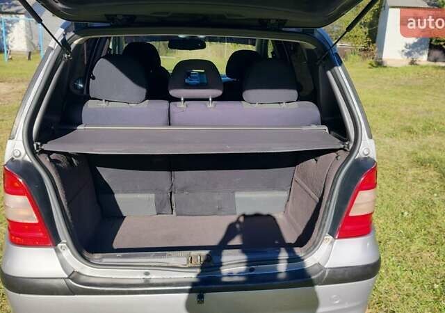 Серый Мерседес А класс, объемом двигателя 1.9 л и пробегом 230 тыс. км за 4050 $, фото 2 на Automoto.ua